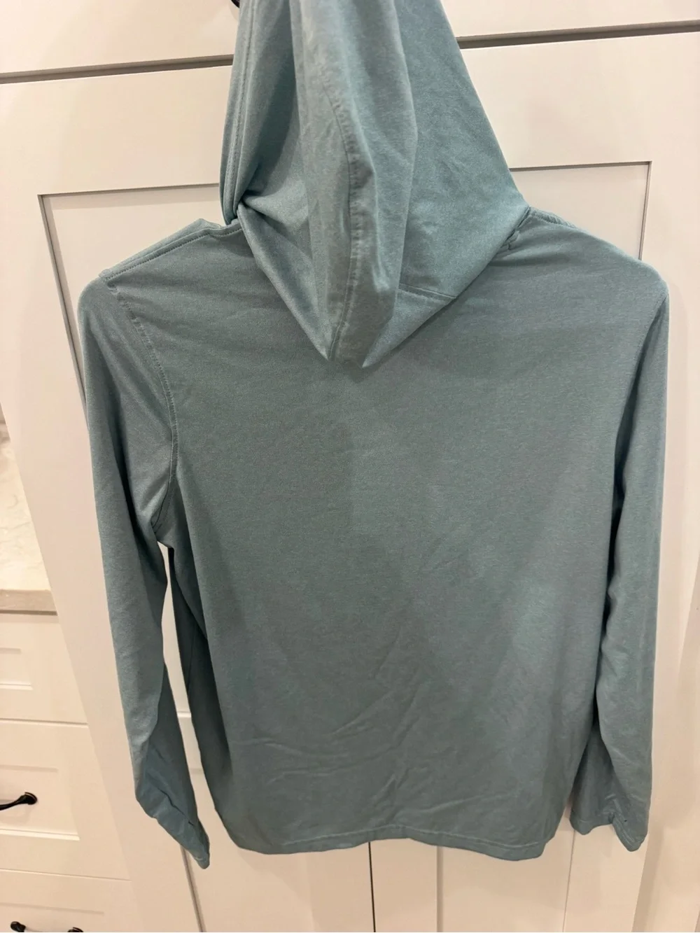 Old Navy (Large Sz 10-12) Light Teal Hooded Long-Sleeve performance top.